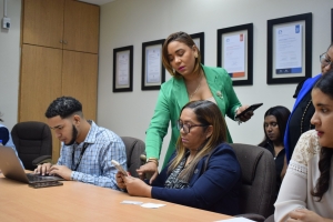 CORPHOTELS implementa Firma GOB